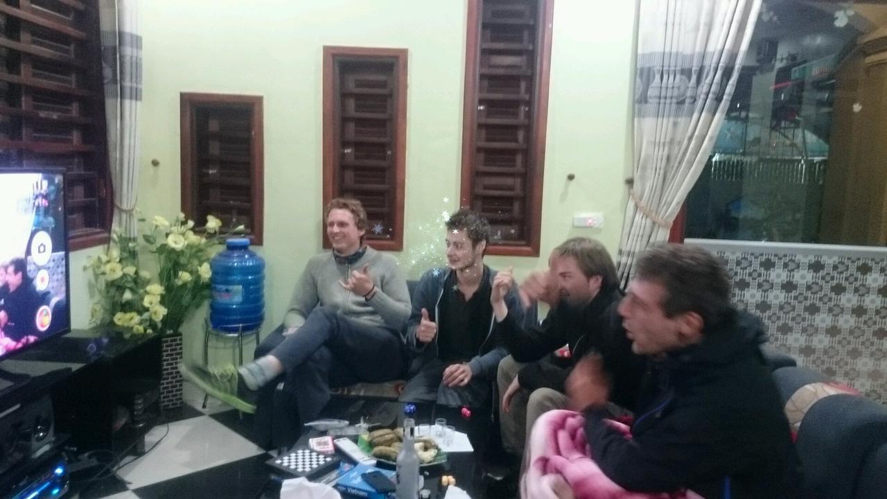 הא טין Backpackers Hotel מראה חיצוני תמונה